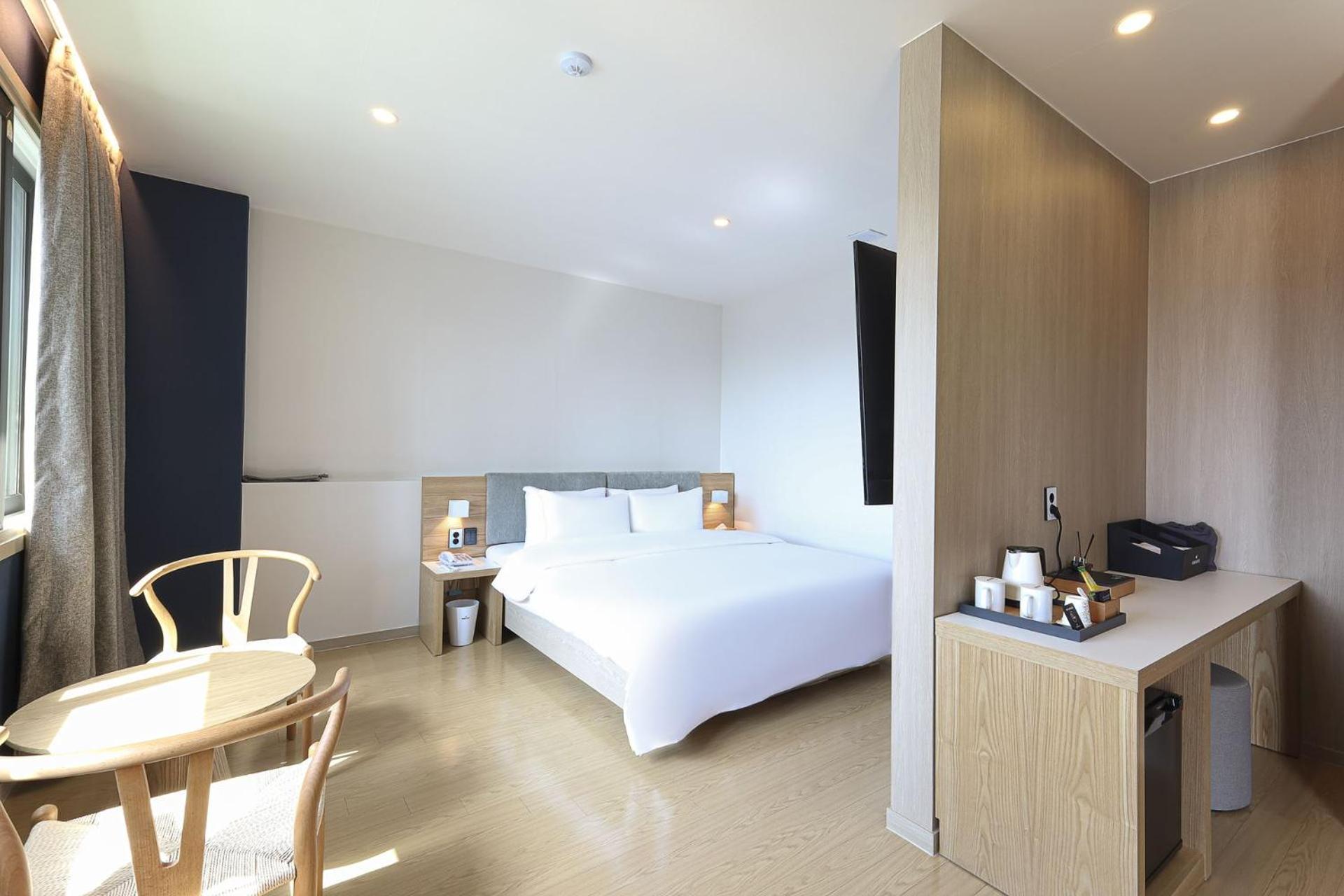 Hound Hotel Changwon Exterior foto